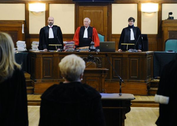Guide pratique pour sélectionner un commissaire de justice dans l'Ain